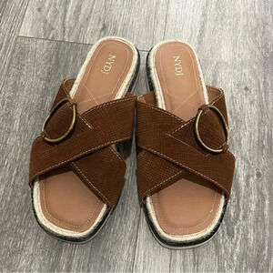 NWT NYDJ Women's Rossics SaddleSpa Slides - Size 7.5 - Brown
